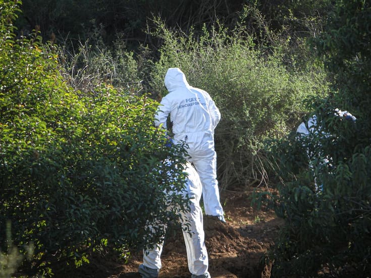 Localizan tres cuerpos enterrados cerca de Hacienda Las Delicias