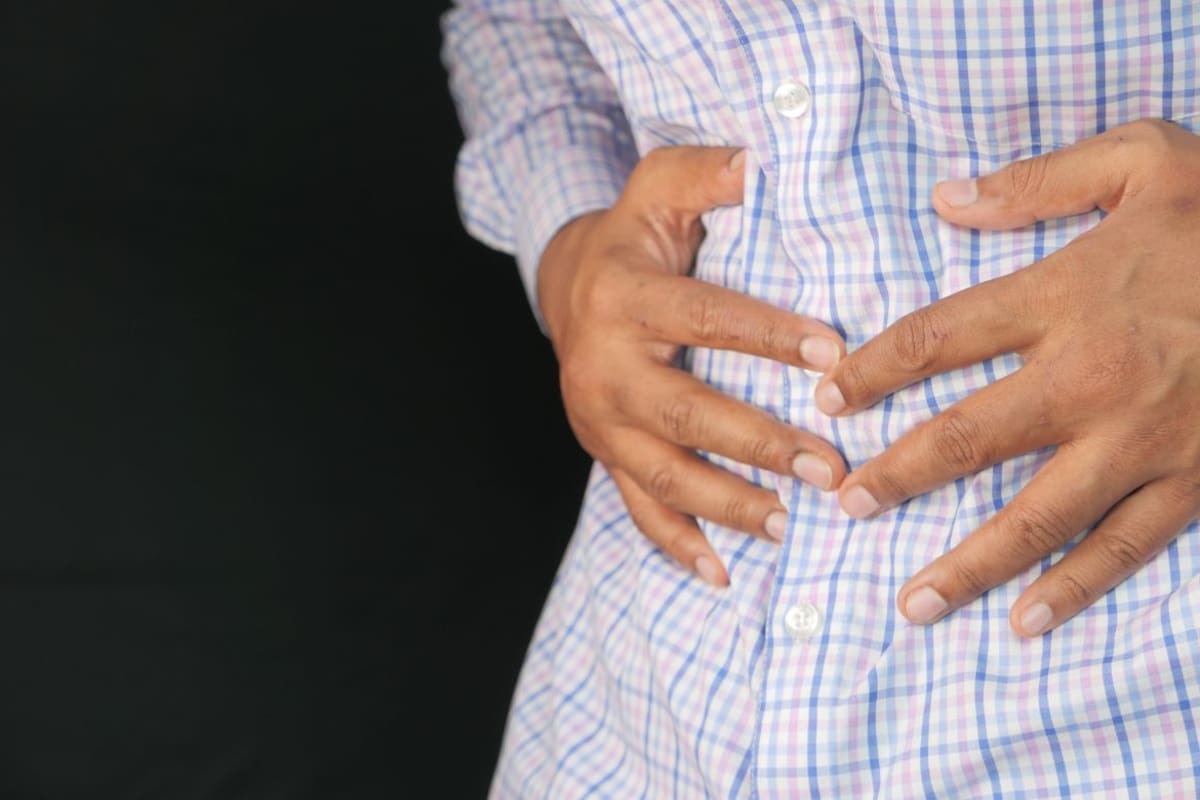 ¿Ir al baño todos los días es realmente saludable? Especialistas explican la frecuencia intestinal normal y las señales que podrían indicar problemas digestivos