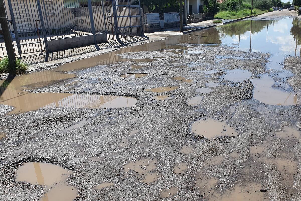 La mitad del agua se pierde en fugas y tomas clandestinas