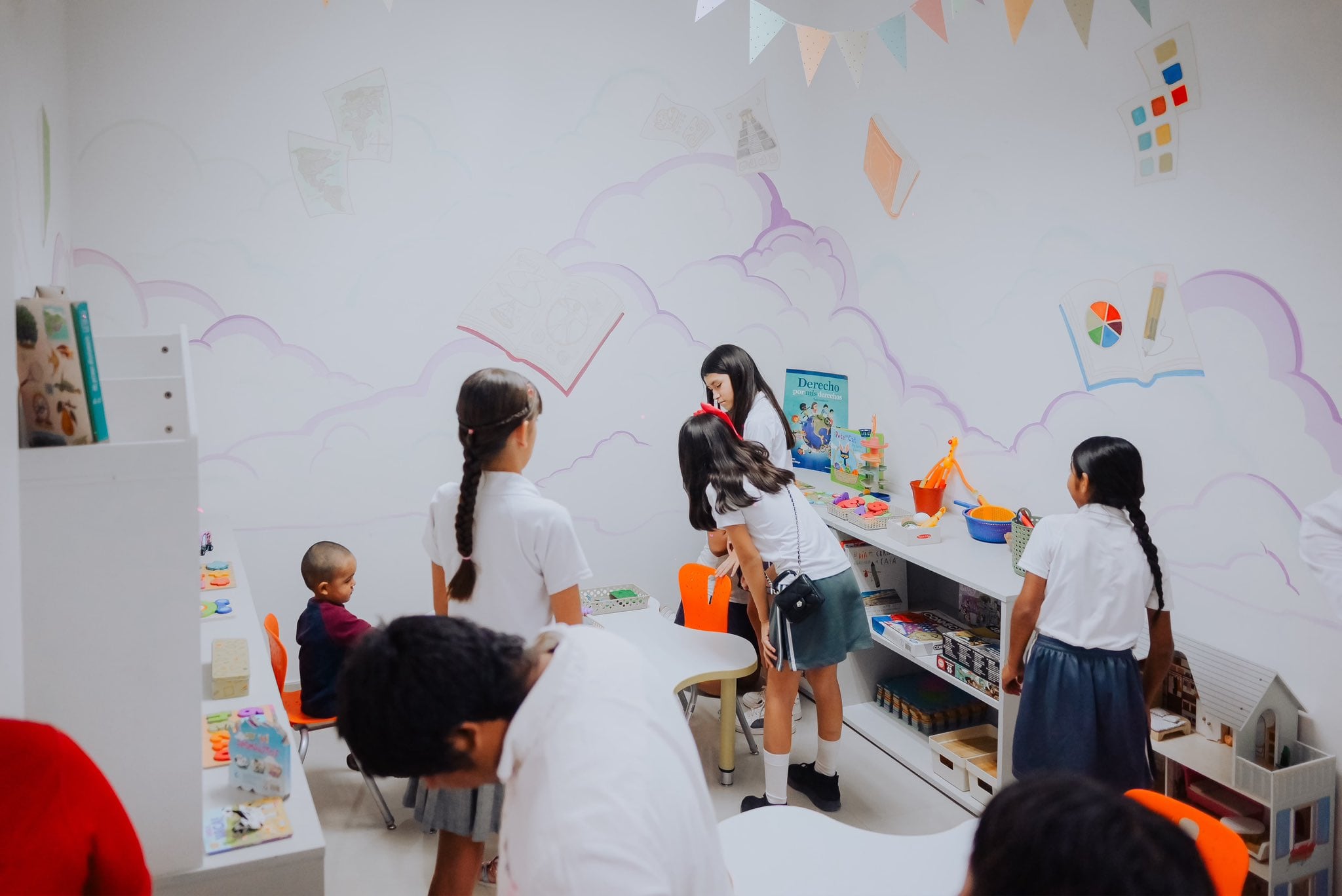 La nueva ludoteca que recorrió el presidente municipal busca fomentar el aprendizaje y la creatividad de niñas y niños. FOTO: ESPECIAL