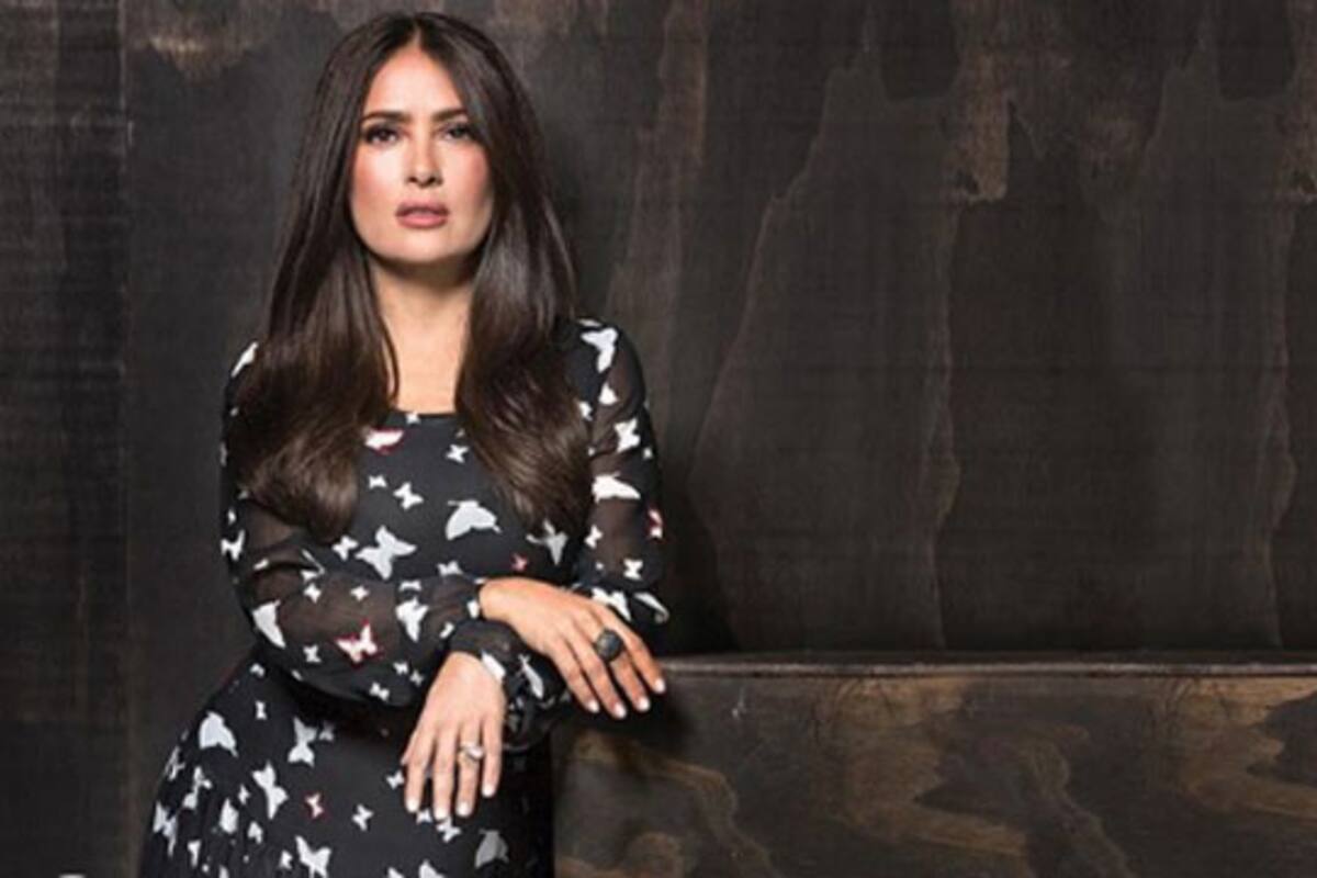 Envía Salma Hayek 'especial' felicitación a Ryan Reynolds