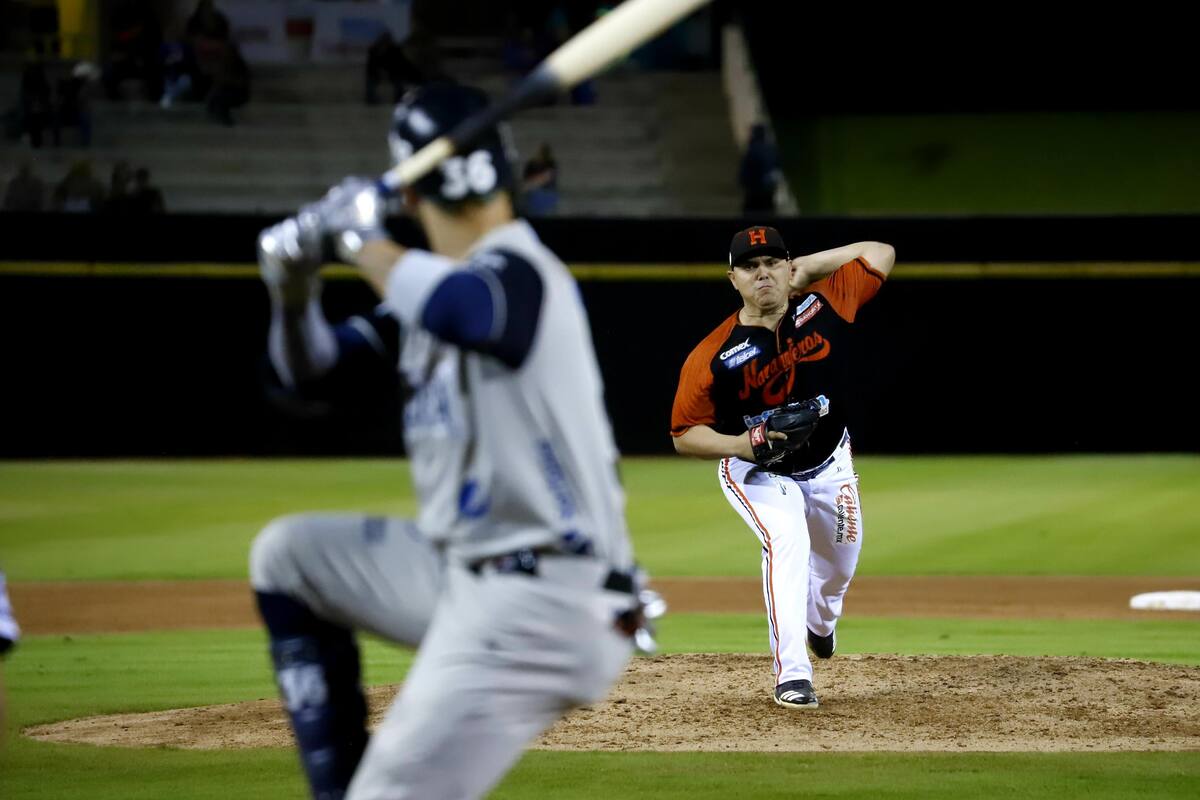 Naranjeros blanquean a Sultanes al abrir serie en Estadio Sonora
