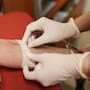 Joven con Síndrome de Wilkie y diabetes tipo 1 pide donadores de sangre para cirugía urgente en Sonora