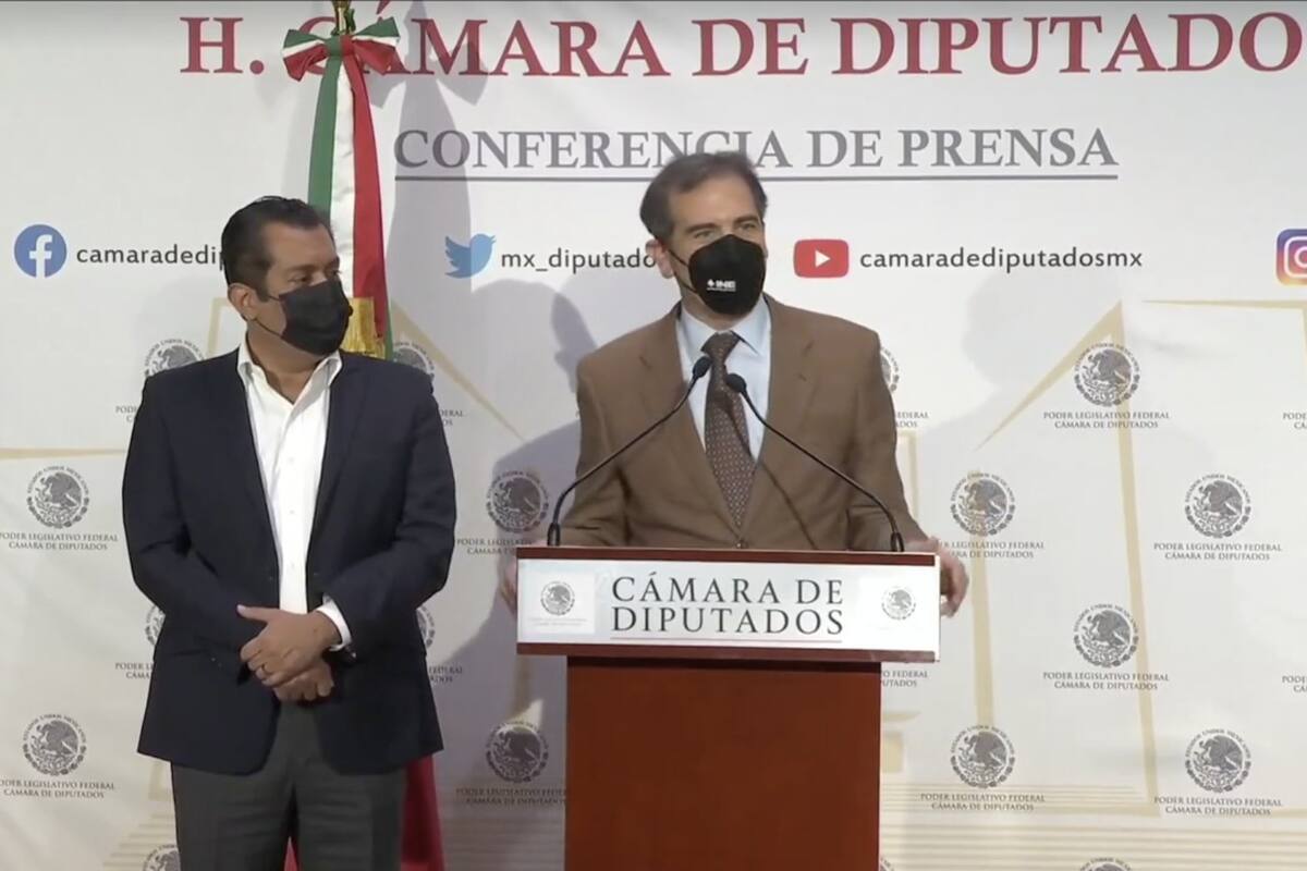 Lorenzo Córdova descarta que vaya a renunciar al INE