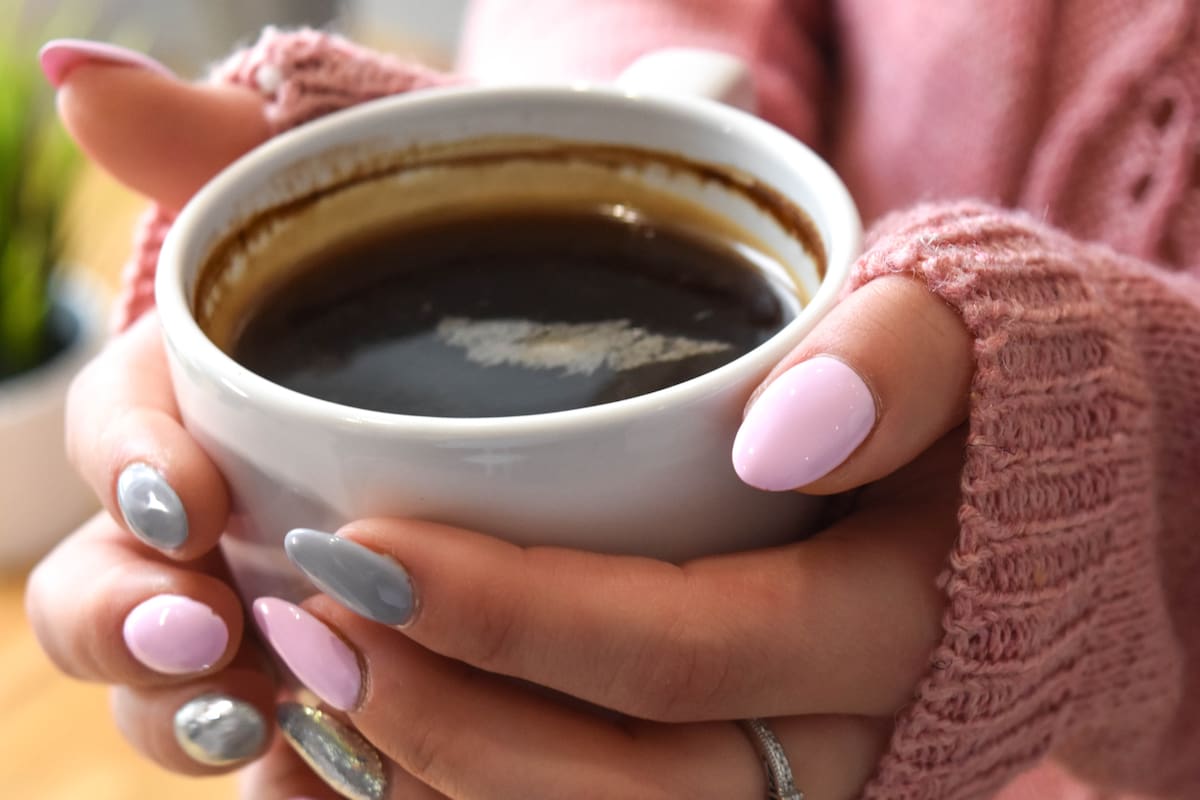 ¿Qué pasa si tomas café en ayunas todos los días?