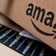 Mujer desvía millones de Amazon y recibe 16 años