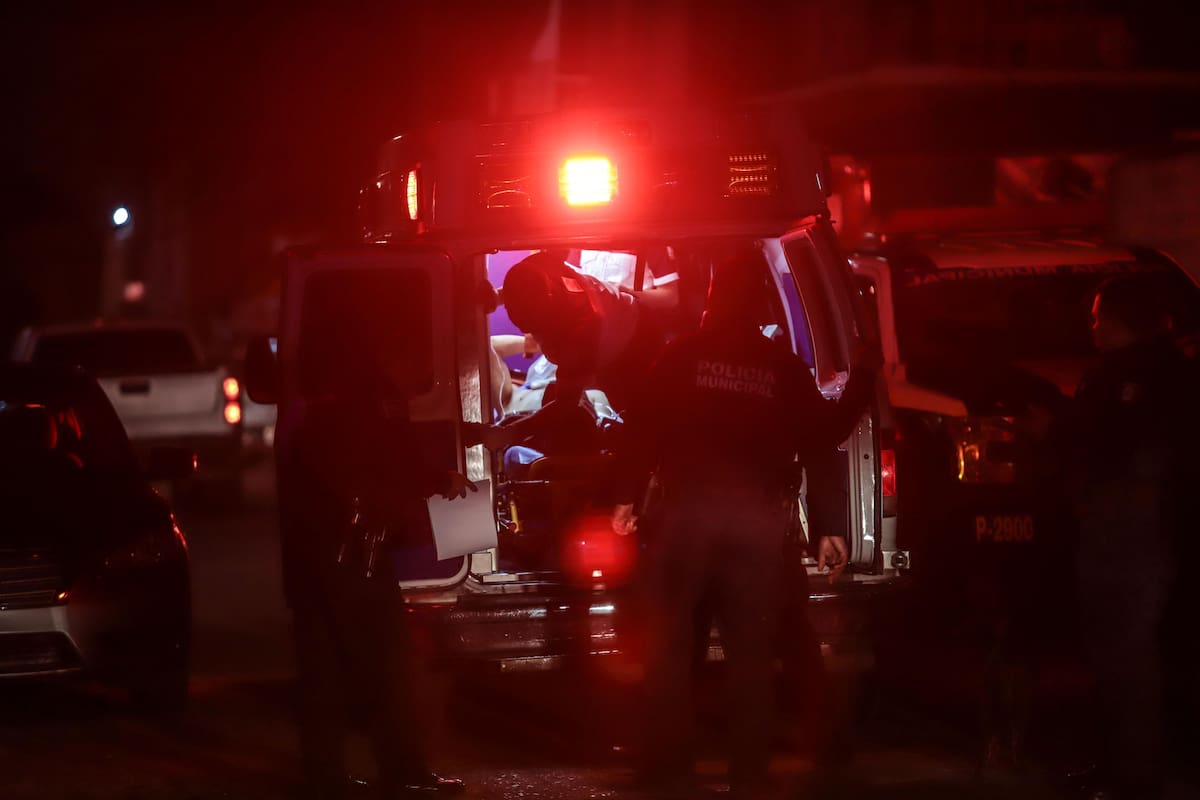 Encuentran a hombre gravemente herido