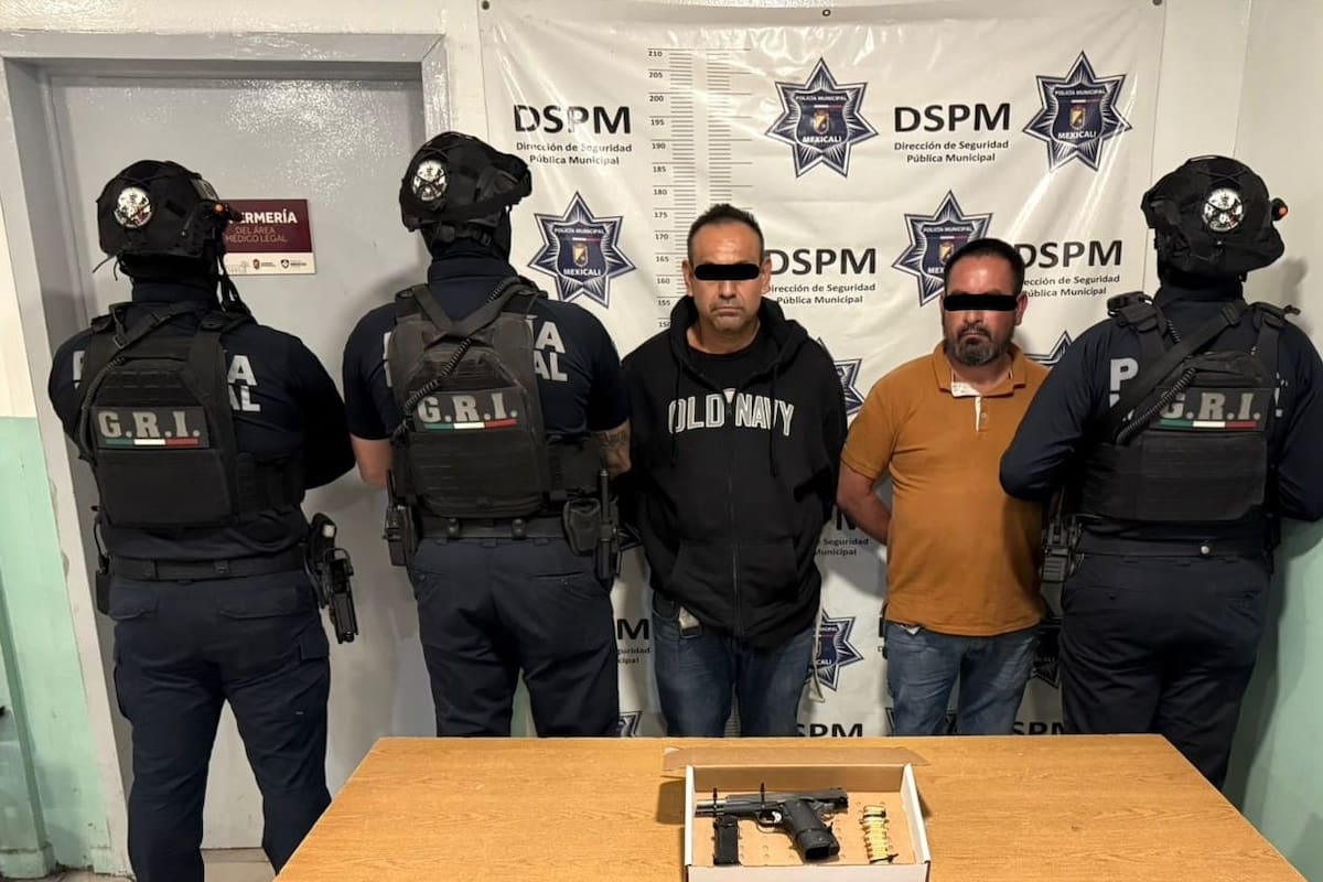 Caen dos con arma de fuego en Valle de Puebla