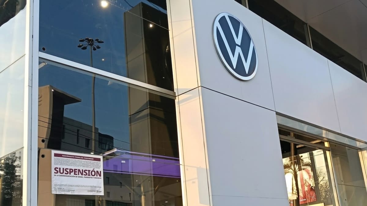 Trabajadores de Volkswagen de México obtuvieron acta de no conciliación por pago incompleto de horas extras de 2025 y alistan demanda laboral tras rechazo empresarial a cubrir el 100% del adeudo
