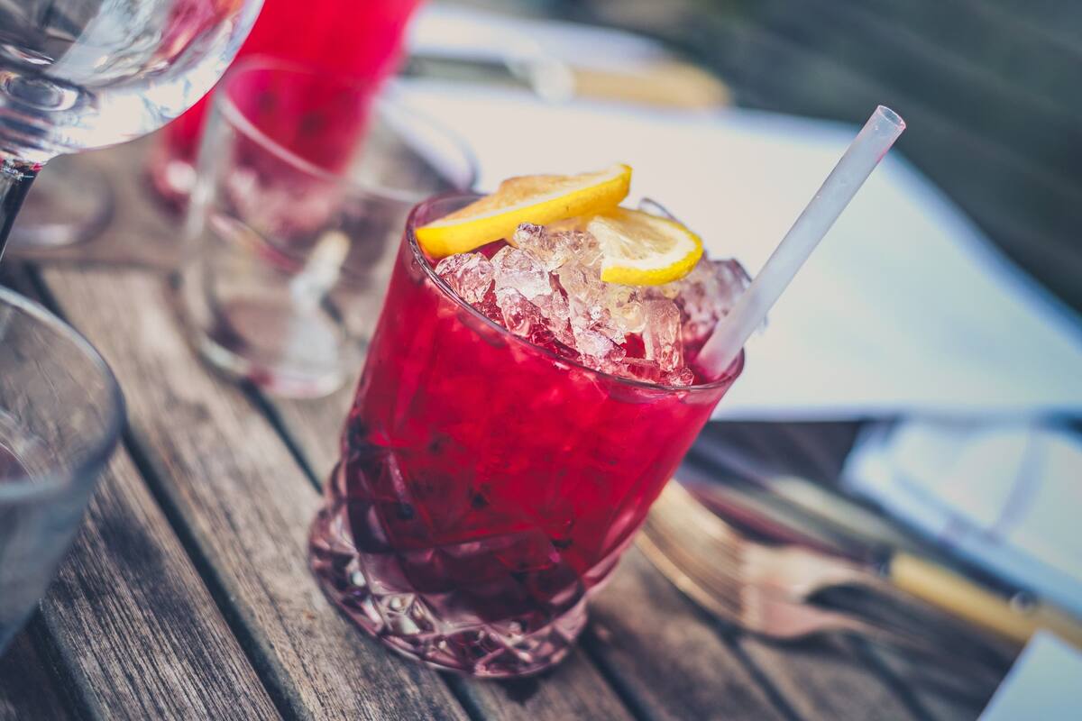 No hay ningún efecto beneficioso en el consumo moderado de alcohol