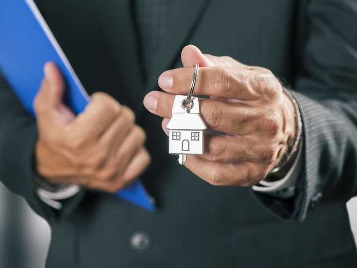 Buscan legislar obligatoriedad de licencia inmobiliaria en BC