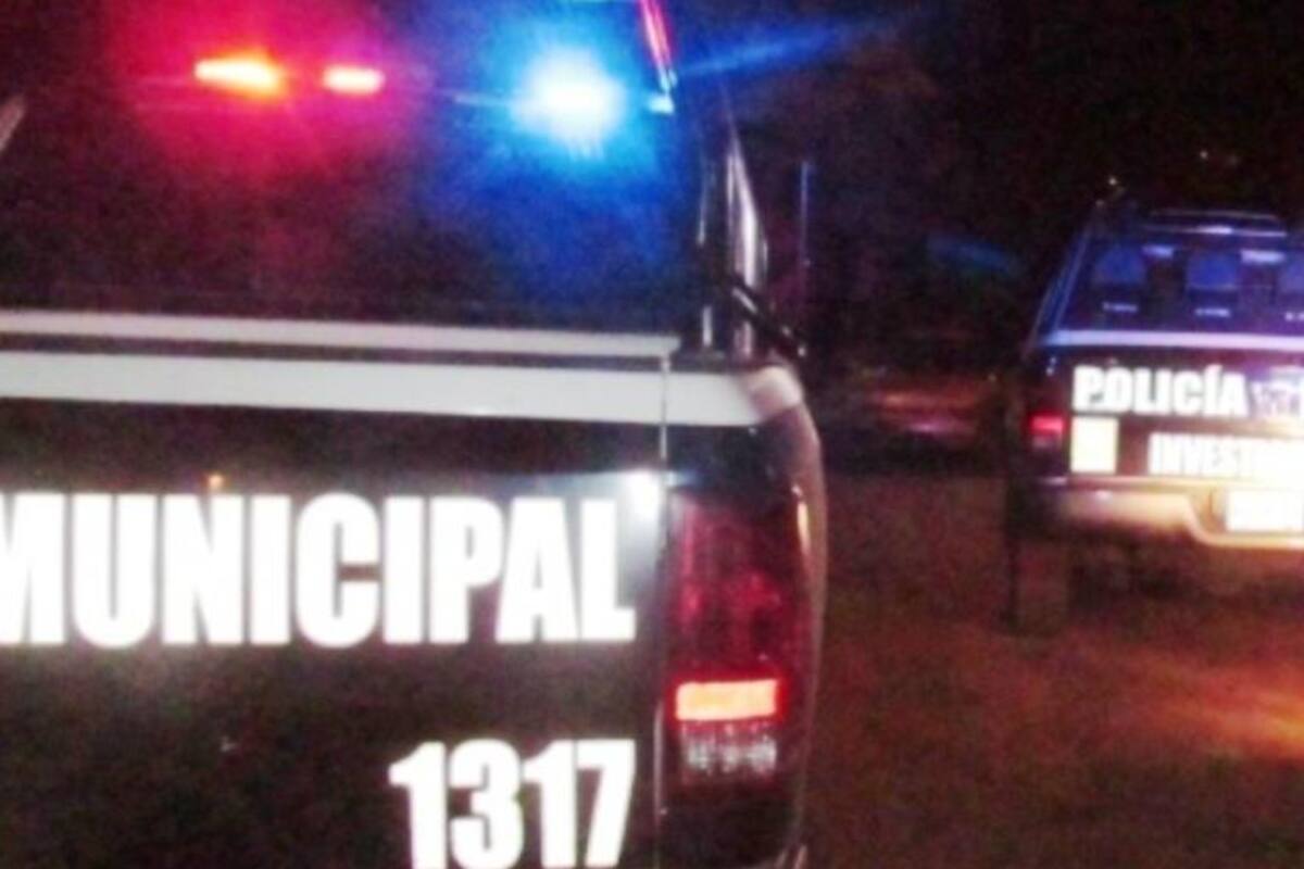 Se sube como pasajero, pero se roba el taxi