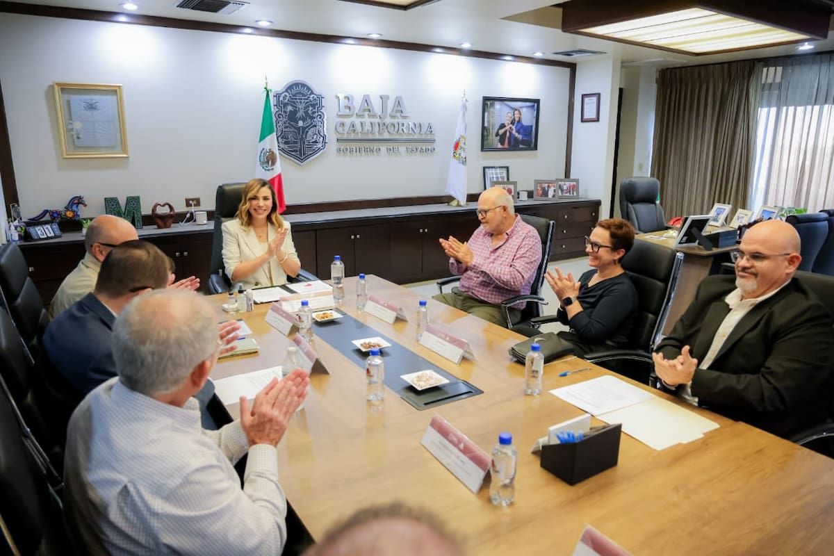 Junto a Pro Vino se firmó la iniciativa y reforma de ley para la competitividad del sector vitivinícola y de bebidas alcohólicas elaboradas en Baja California, con un estímulo fiscal del 100% Foto: Cortesía