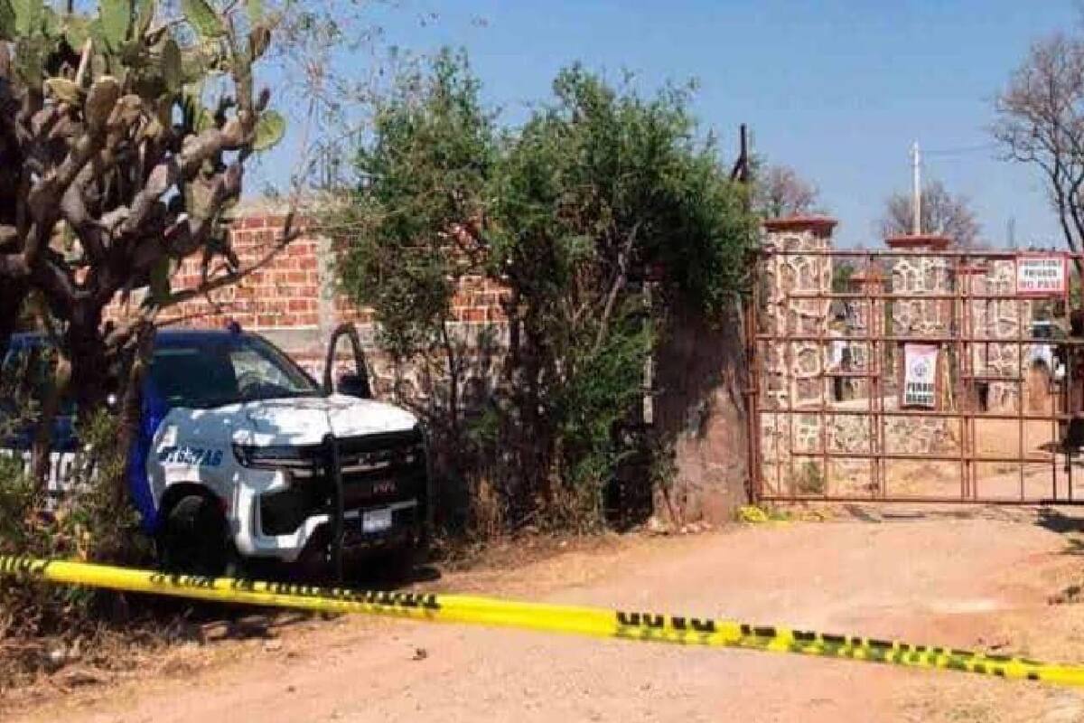 León Guanajuato: Encuentran fosa con 13 cuerpos