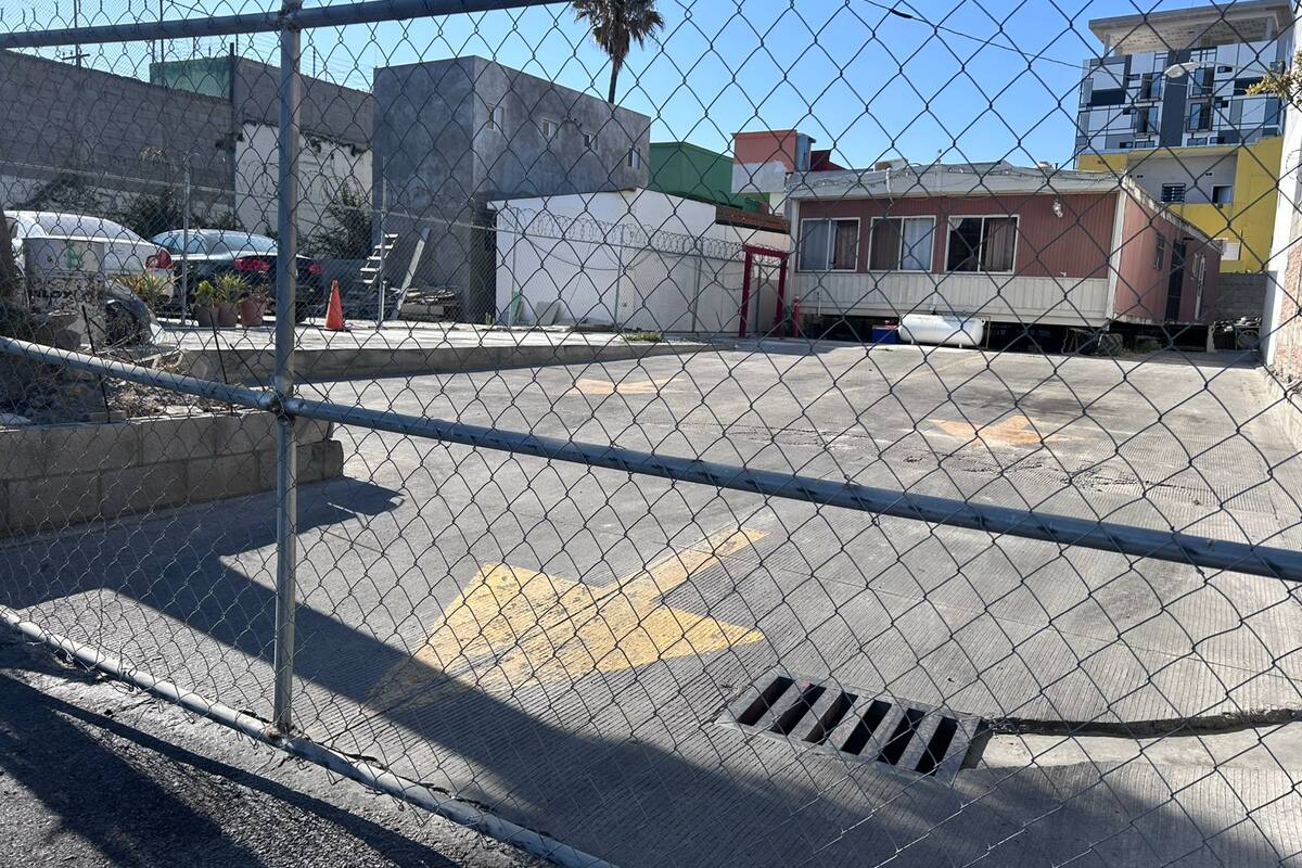 Desalojan Estación 1 de Bomberos