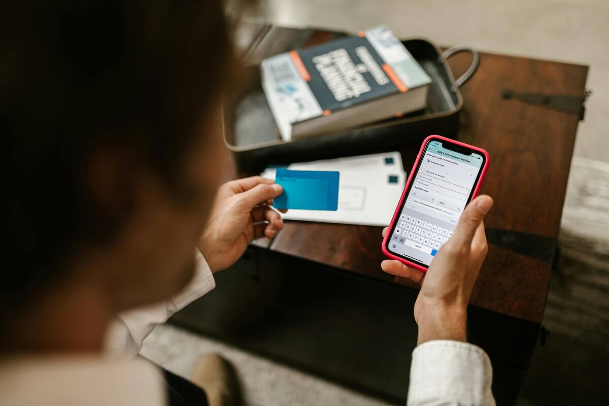 ¿Por qué los bancos te “regalan dinero? El secreto detrás de sus promociones