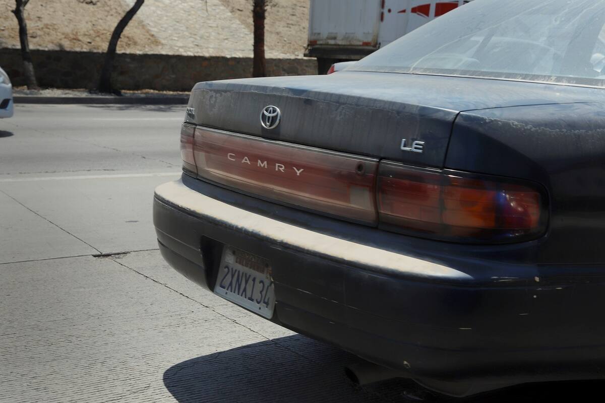 Cae 50% venta de autos importados
