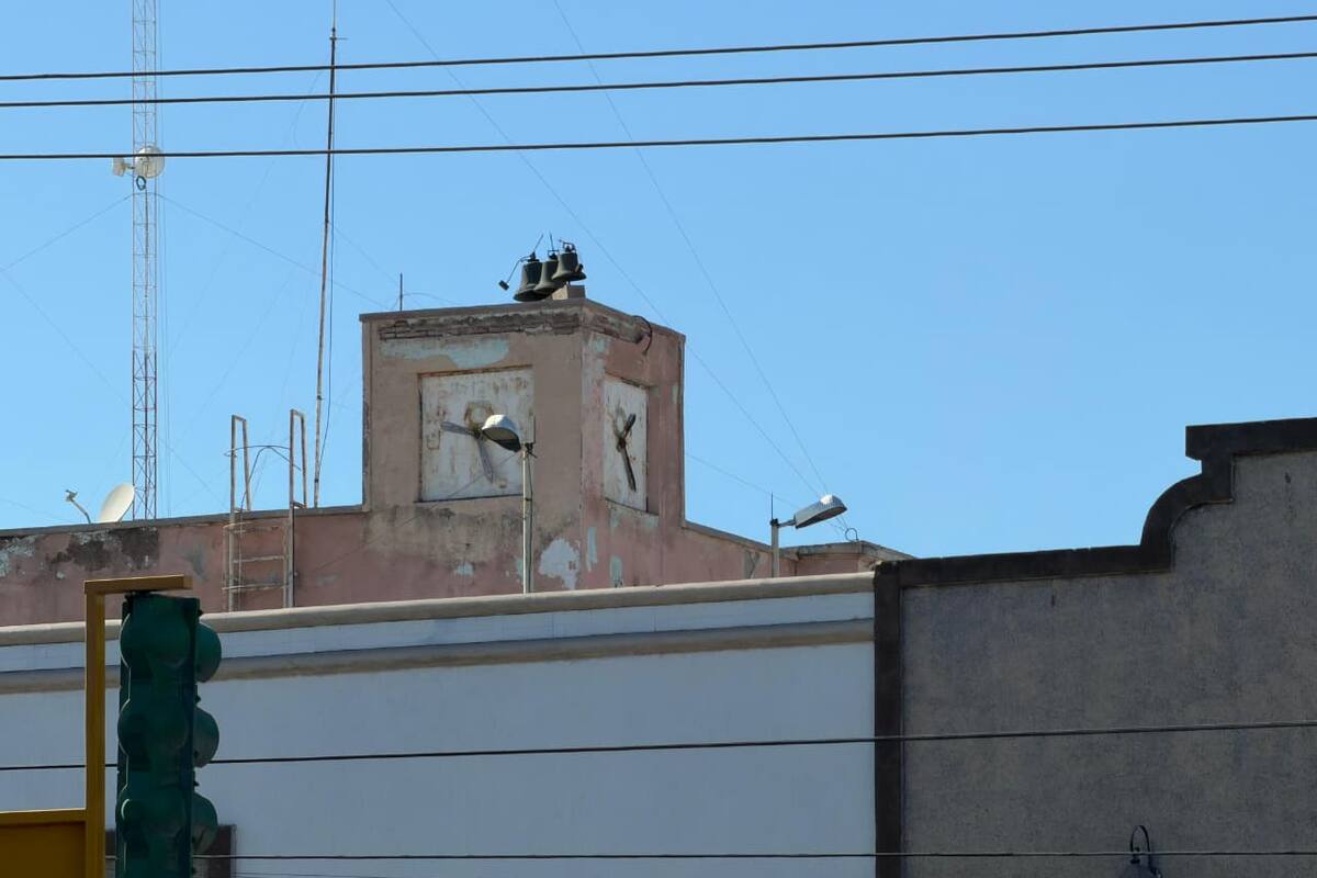De marcar jornadas y encuentros a quedar oculto: la historia del reloj del Mercado Municipal de Cajeme