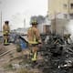 Fuego consume vivienda de madera en zona irregular de Urbi Villas del Prado