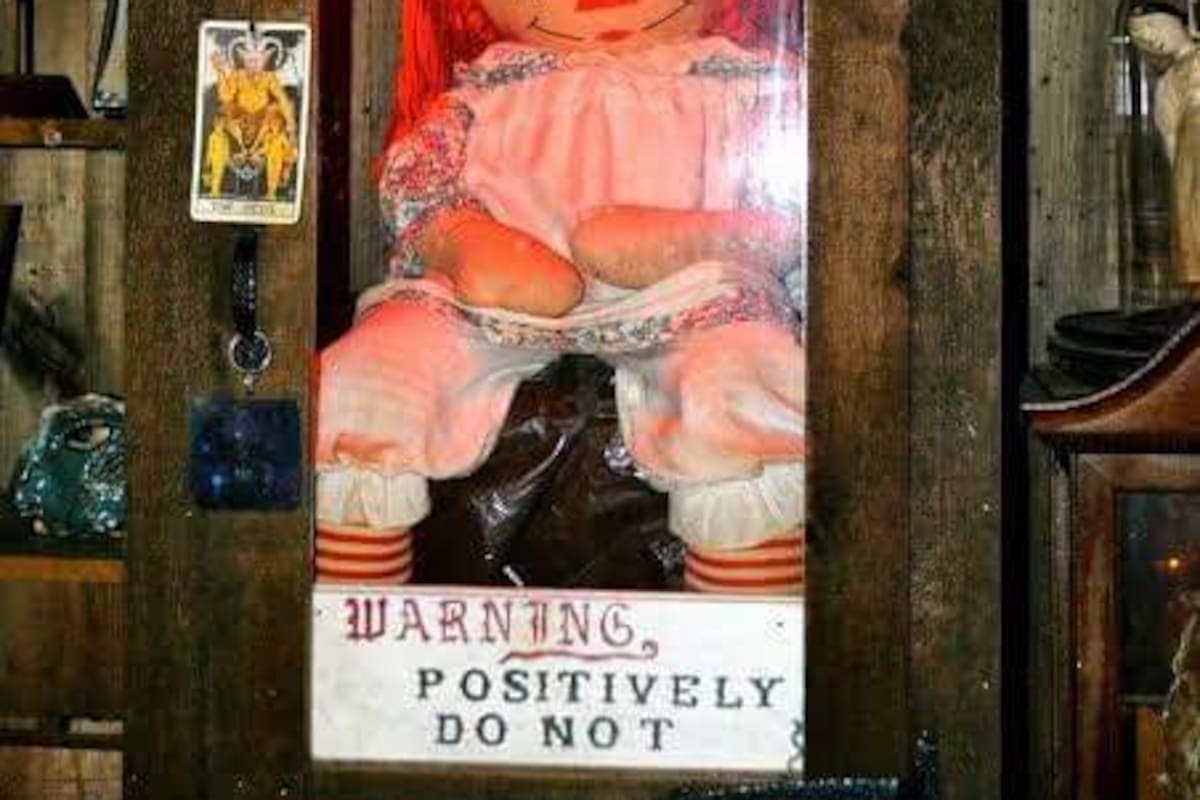 Annabelle 'escapa' del museo de los Warren