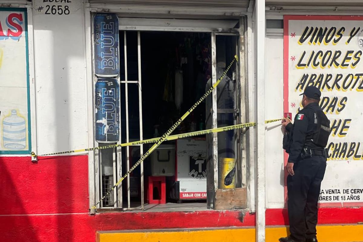 Lazan bomba molotov a supermercado en la colonia Constitución