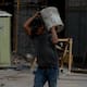 Más de 40 grados cambiaron la jornada laboral en Mexicali; así trabajan ahora los albañiles