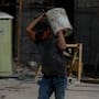 Más de 40 grados cambiaron la jornada laboral en Mexicali; así trabajan ahora los albañiles