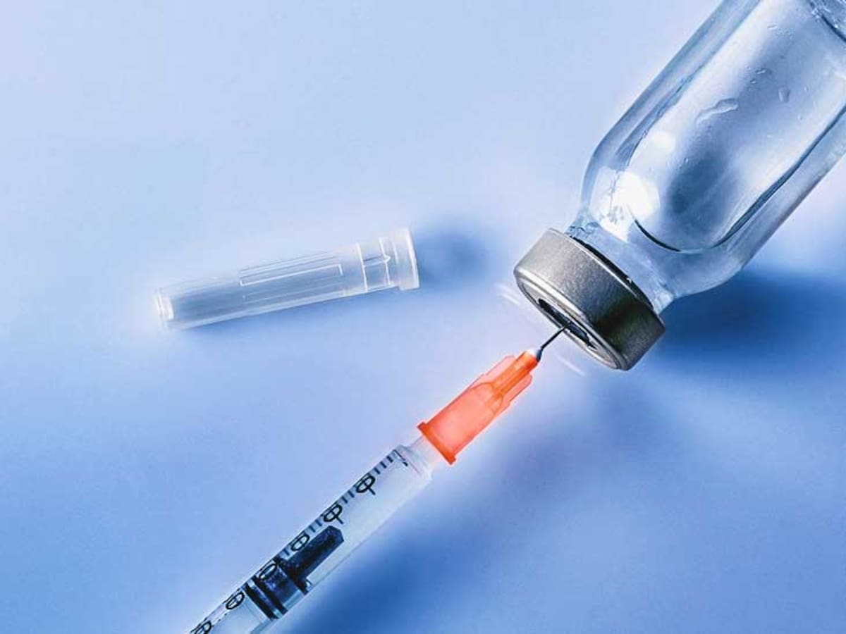 Vial with medication and punctured syringe close up on blue methacrylate table. Horizontal composition. Top view.
867398414
syringe, vial, close up, vaccine, vaccination, top, medicine, dose, pharmacy, injection, immunization, drug, insulin, injectable, concept, blue, ampule, background, hormone, medicament, diabetes, medication, health, glass, needle, antibiotic, laboratory, medical, equipment, treatment, bottle, supplies, care, cure, prescription, hypodermic, illness, hospital, diabetic, disease, kit, hypoglycemia, pharmacology, healthcare, liquid, intravenous