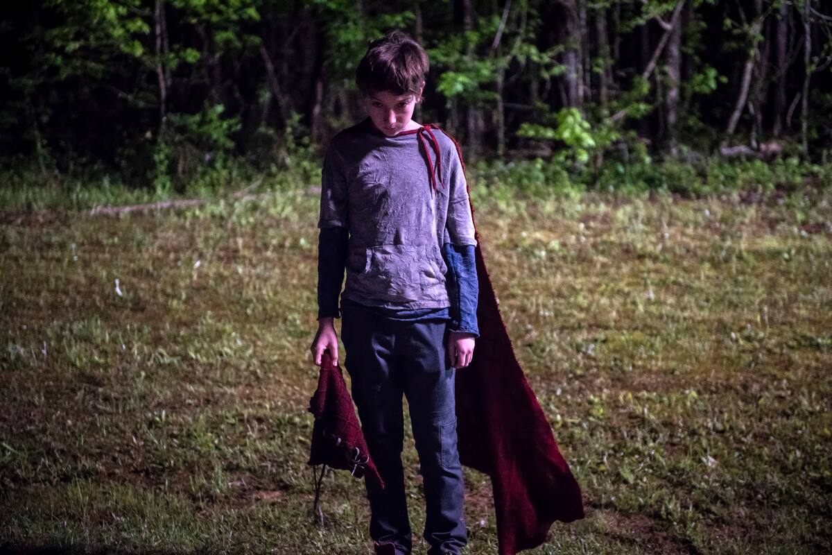 Yarovesky manda mensaje de amor a la madre con 'Brightburn'