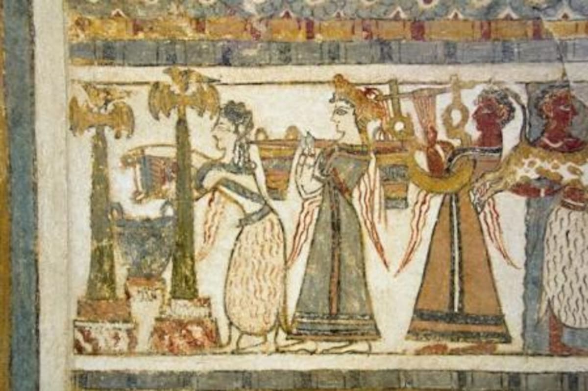 Fresco minoico que retrata una ceremonia religiosa, destaca el arte y las tradiciones de la antigua civilización de Creta