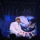 Ofrece Elton John concierto en su segundo día en CDMX