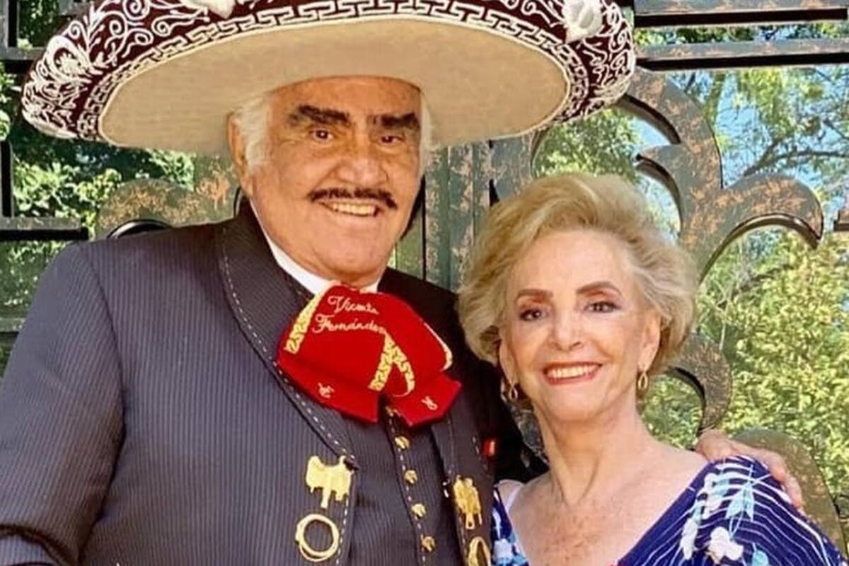Vicente Fernández: Aseguran que doña Cuquita quiere que el cantante abandone el hospital para cuidarlo en su casa