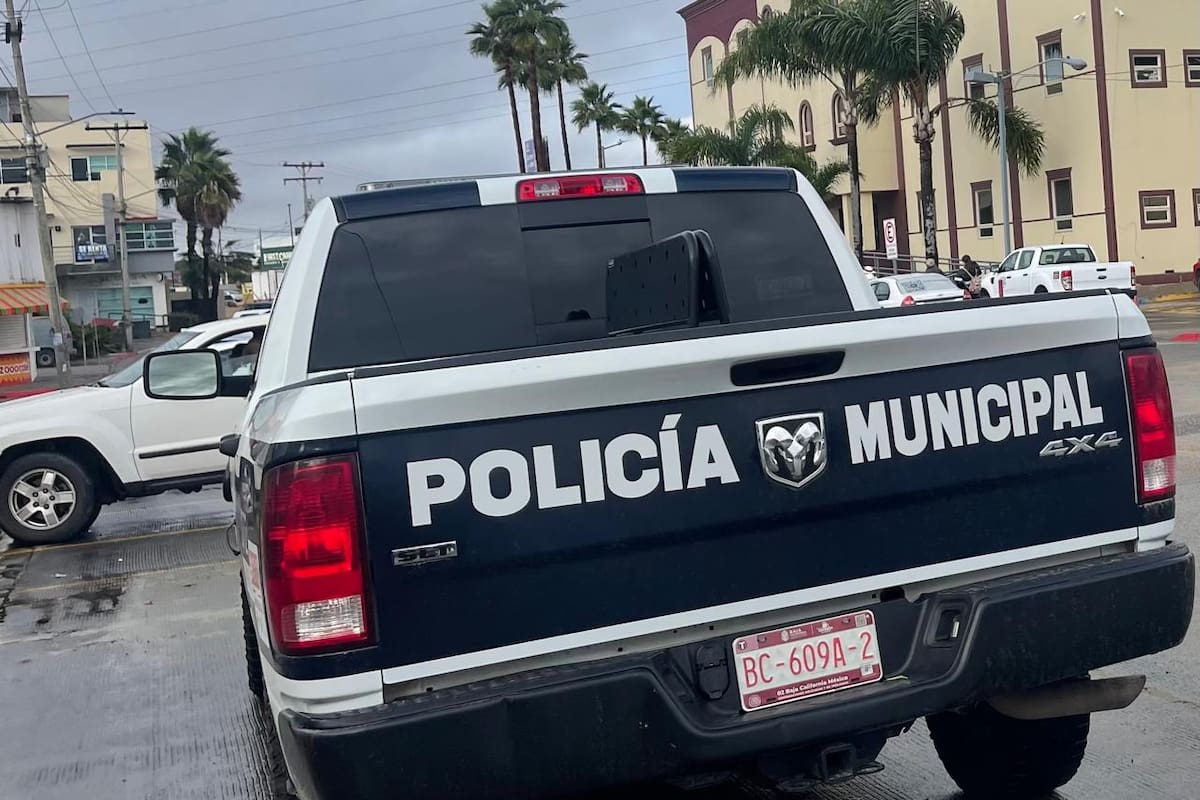 Asaltan a una mujer mientras dormía en su domicilio; le roban dos vehículos a punta de pistola