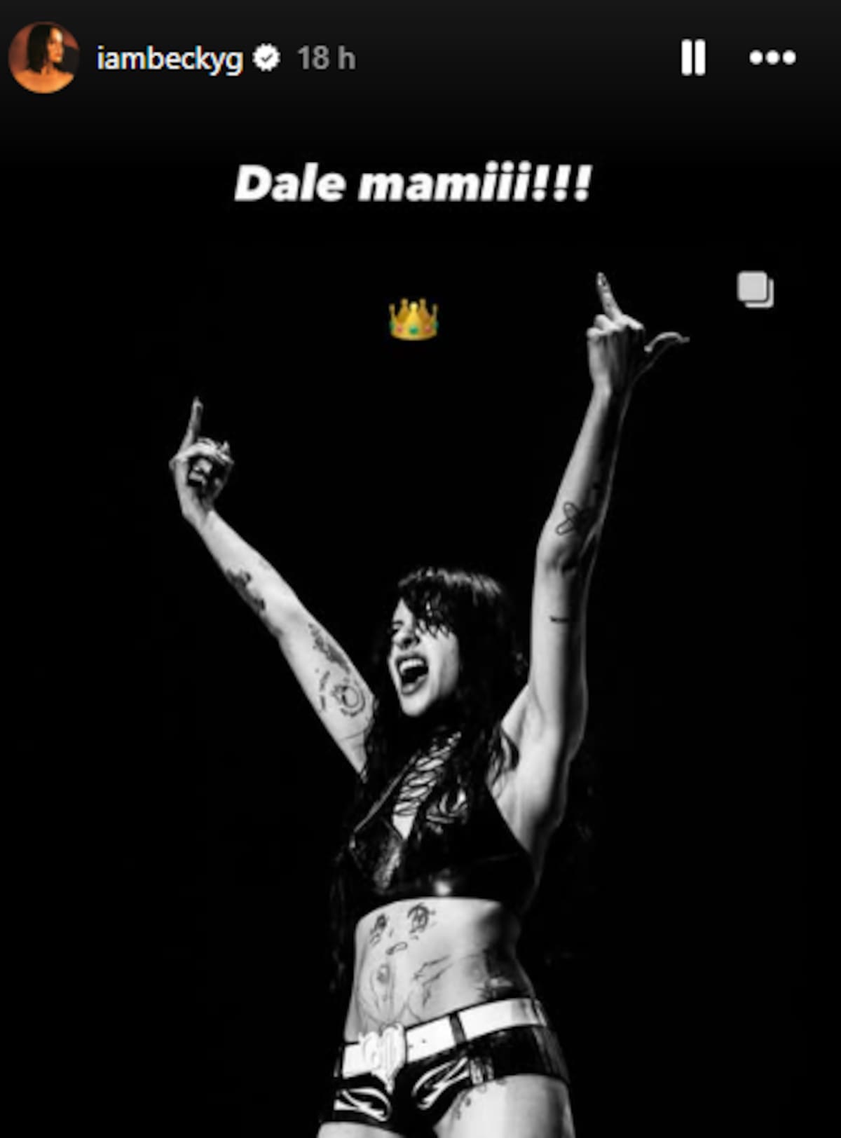 Becky G muestra apoyo a Cazzu.