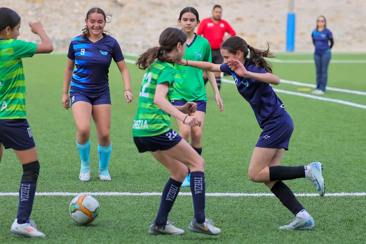 Termina Liceo Thezia con tres títulos en 17 Copa Águilas