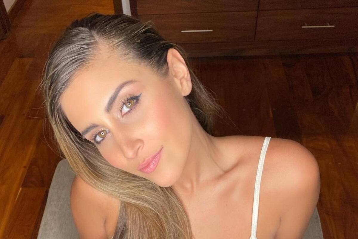 ¡De lo más HOT! Sofía Rivera Torres presume cuerpazo con micro bikini en las redes sociales