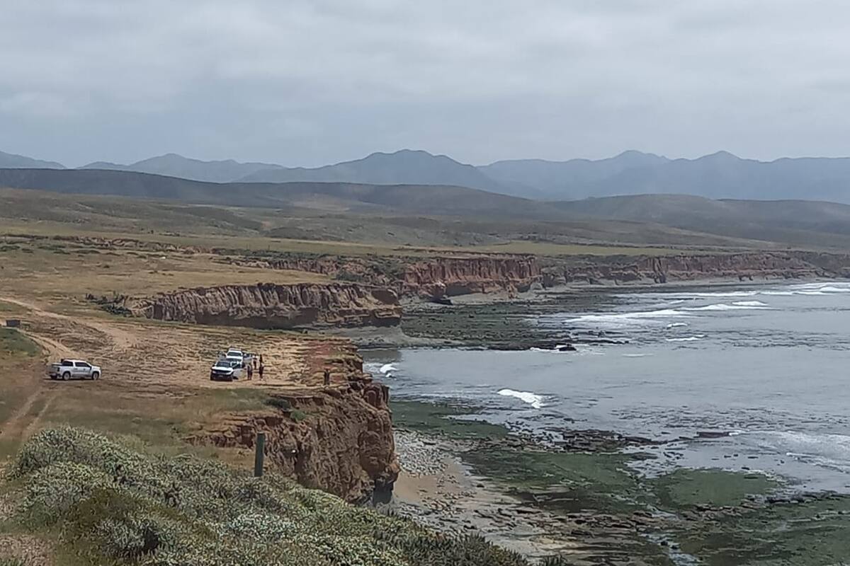 Localizan tres cuerpos en acantilado; se presume son de turistas desaparecidos