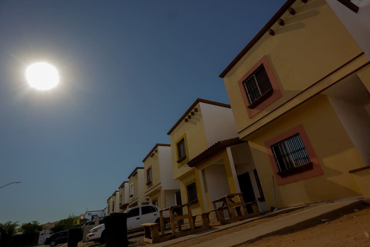 Se quedan sin luz miles de hogares del Sur de Hermosillo