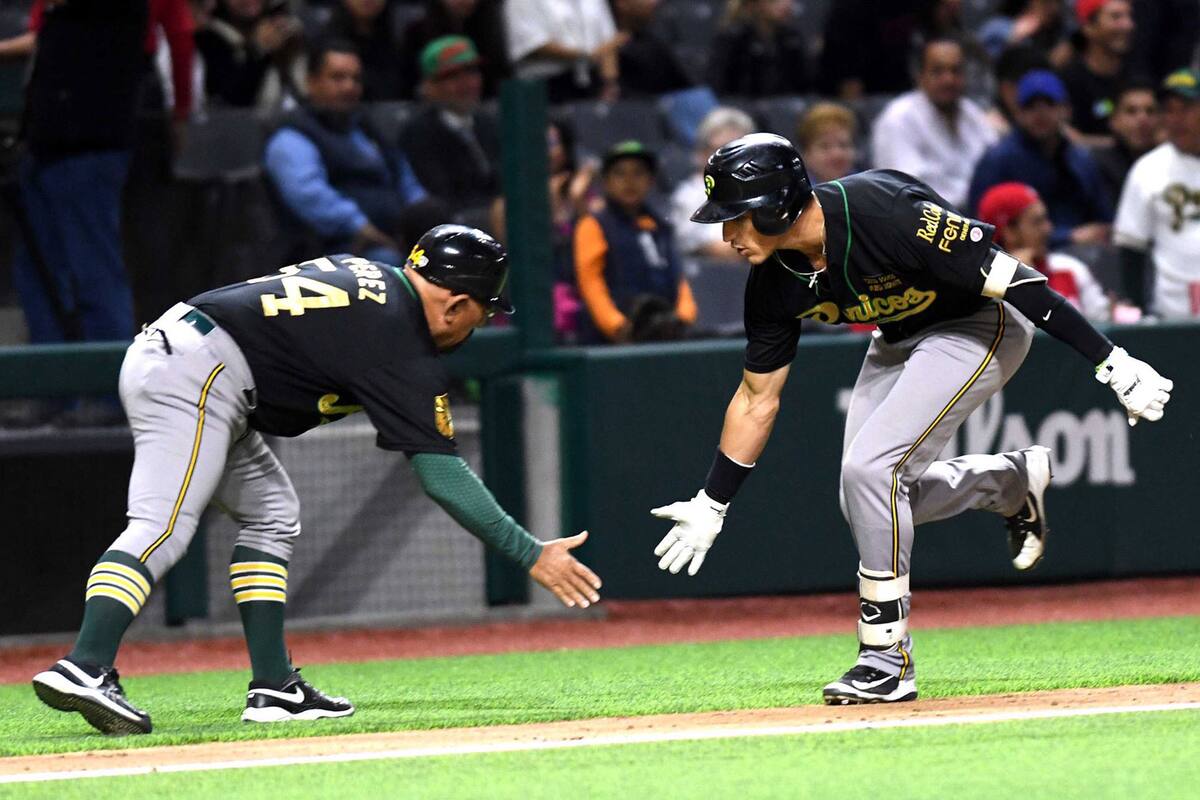 Nick Torres en planes de Toros de Tijuana