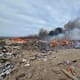 Nuevamente se complica control de incendio en basurero de San Quintín
