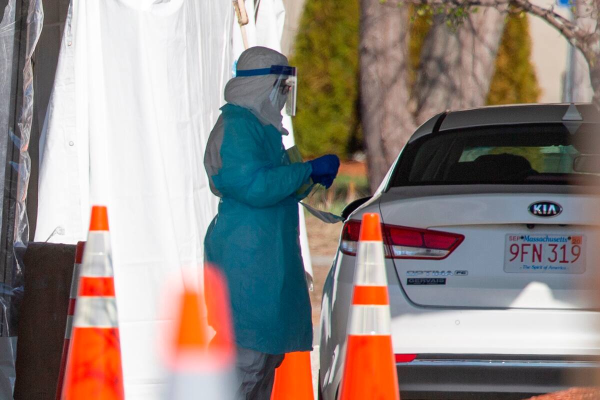 Se eleva a 73 muertos por coronavirus en Arizona