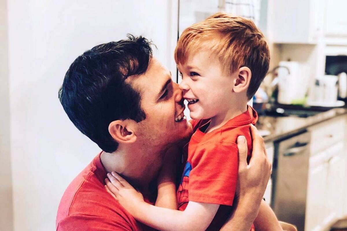 Muere en “trágico accidente” hijo de 3 años de cantante