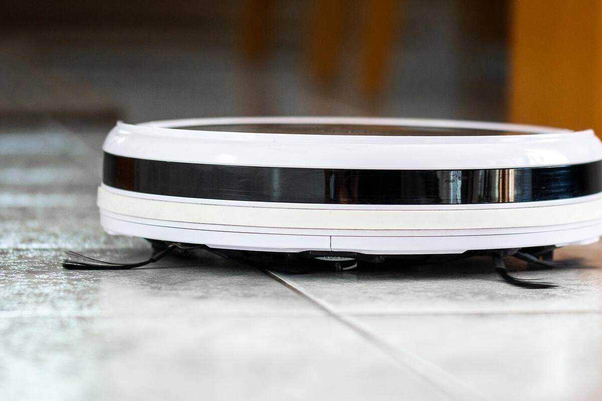 Huye robot aspirador de hotel y provoca lluvia de comentarios en redes