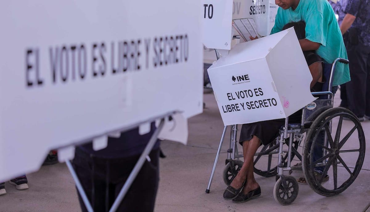 Los ciudadanos expresaron su voluntad a través de las urnas y desde temprano se observaron filas en las casillas. FOTOS: EL IMPARCIAL