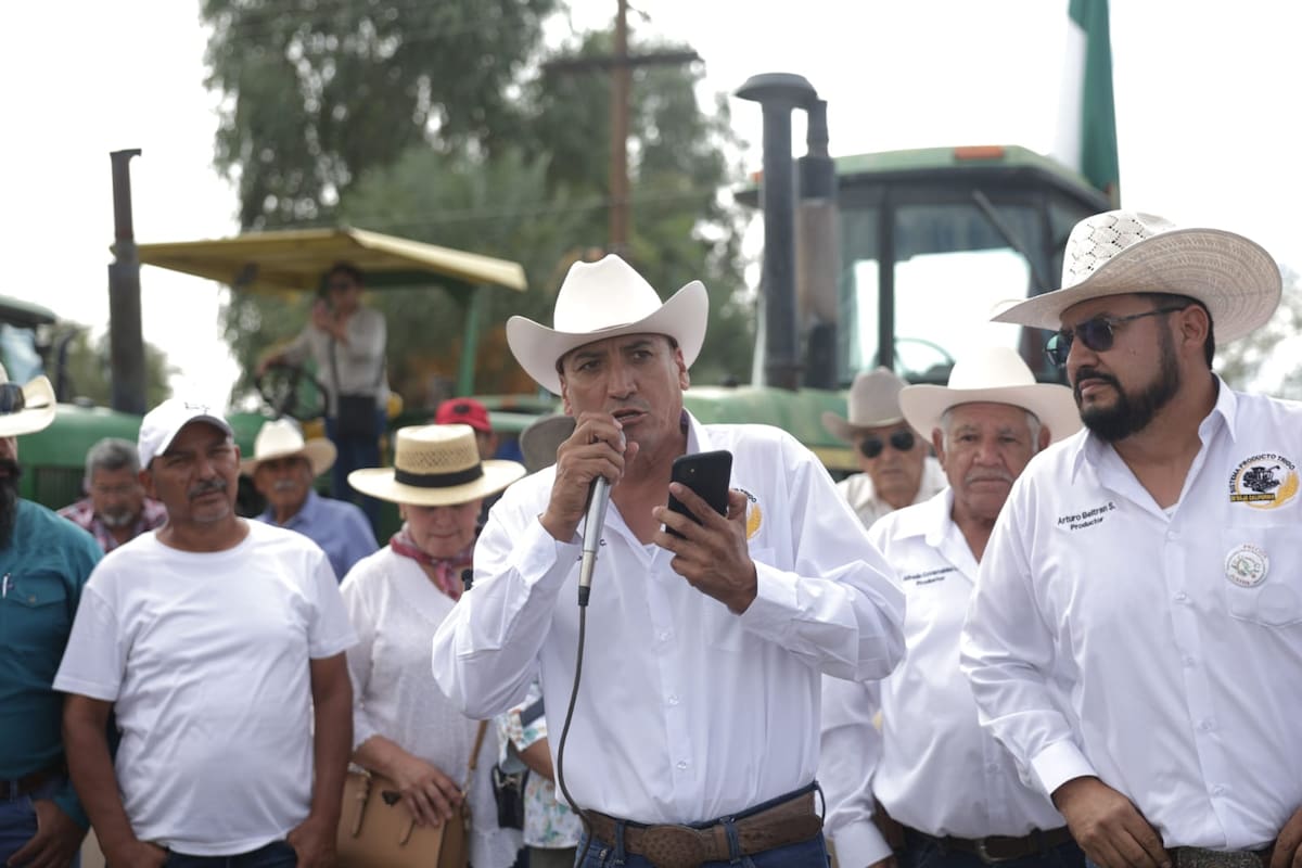 Bloquean agricultores carretera Mexicali-San Luis Río Colorado