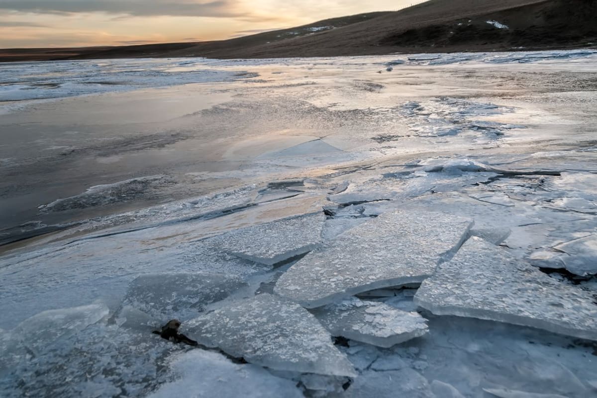 ¿Es posible que el mar se congele por el frío extremo? La ciencia tiene la respuesta