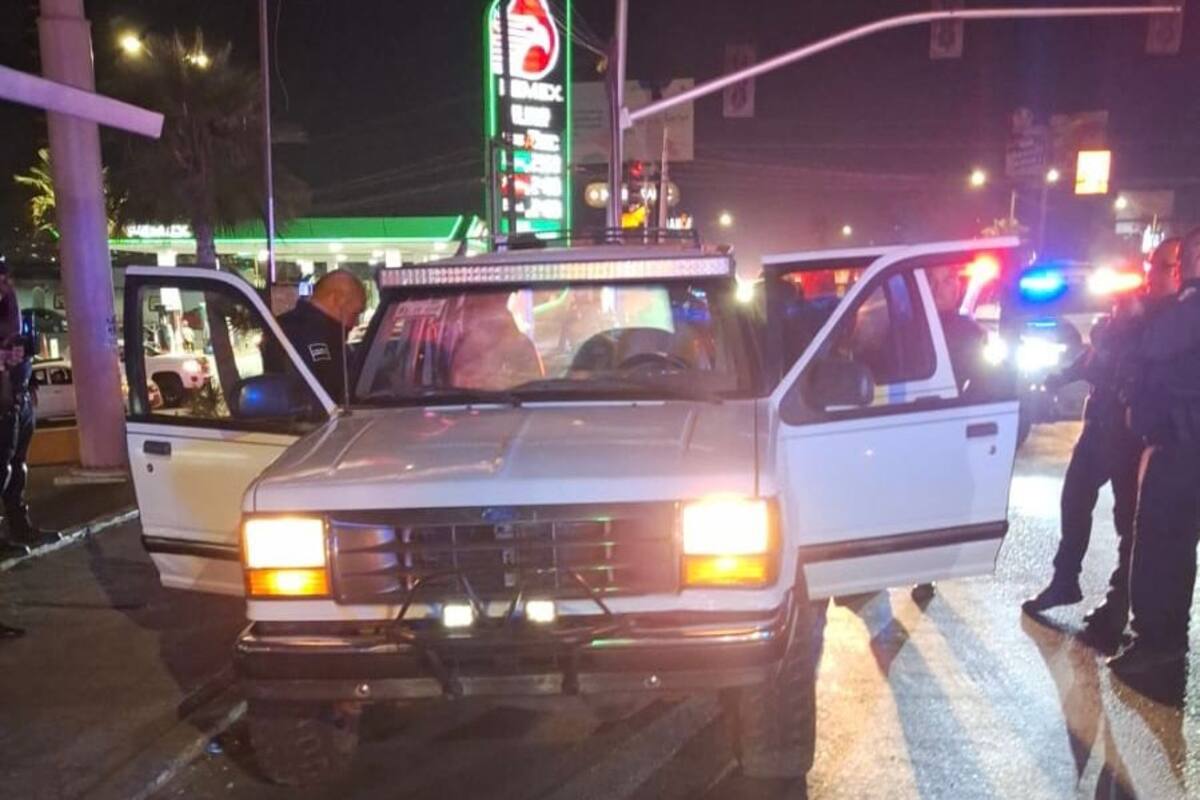 Arrestan a tres jóvenes con arma de fuego en la Zona Centro