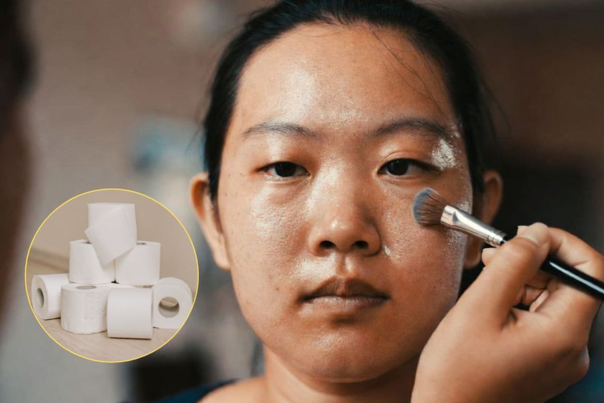 Cómo matificar el rostro con papel higiénico en lugar de papel matificante