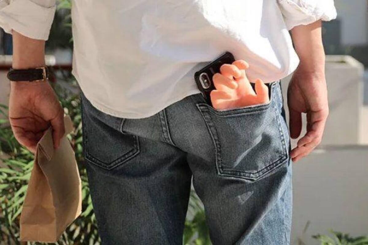 Esta es la original funda para celular en forma de mano