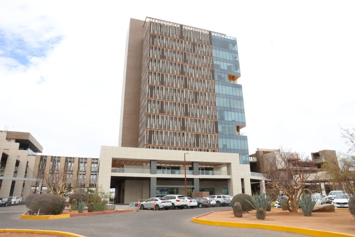 Fuga de gas en Metrocentro provoca evacuación de 200 personas en Hermosillo